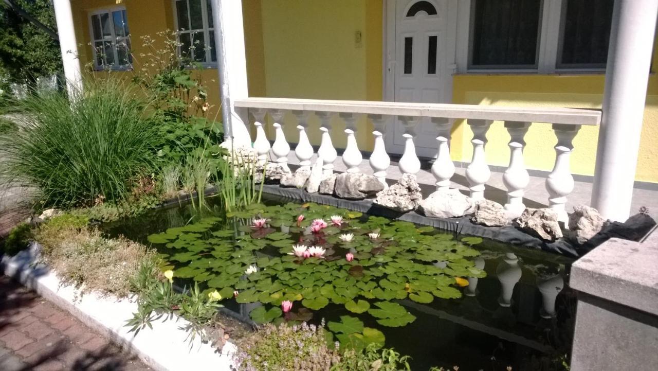Seven Apartment Keszthely Bagian luar foto