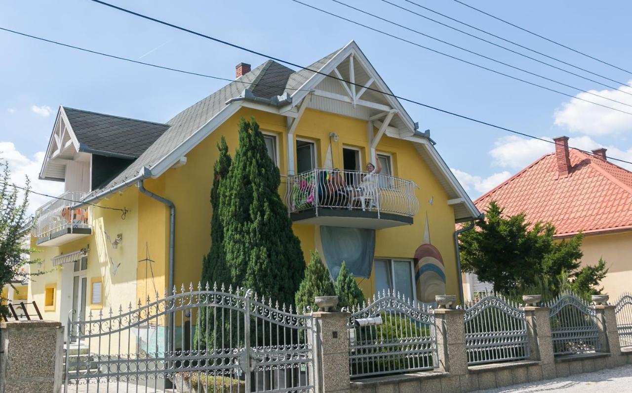 Seven Apartment Keszthely Bagian luar foto