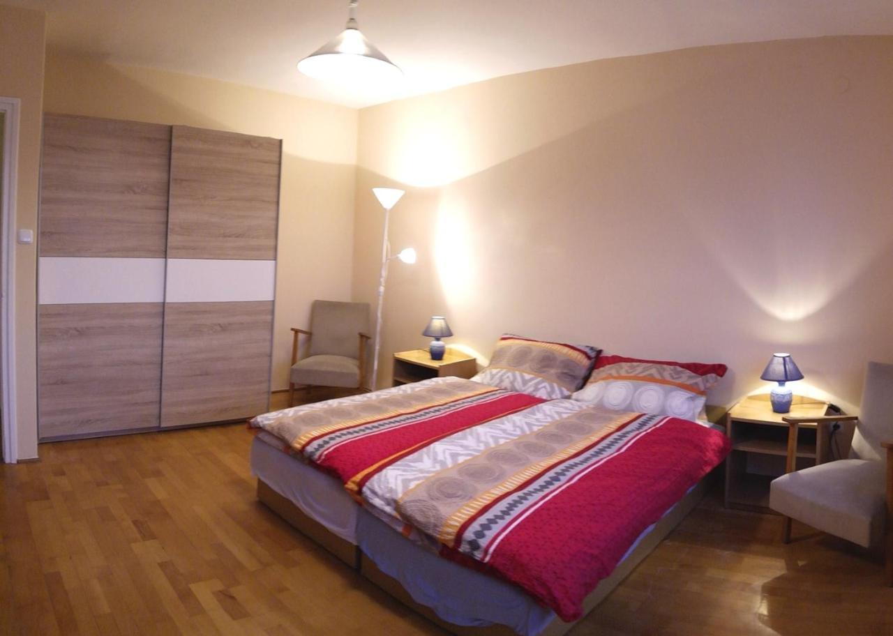 Seven Apartment Keszthely Bagian luar foto