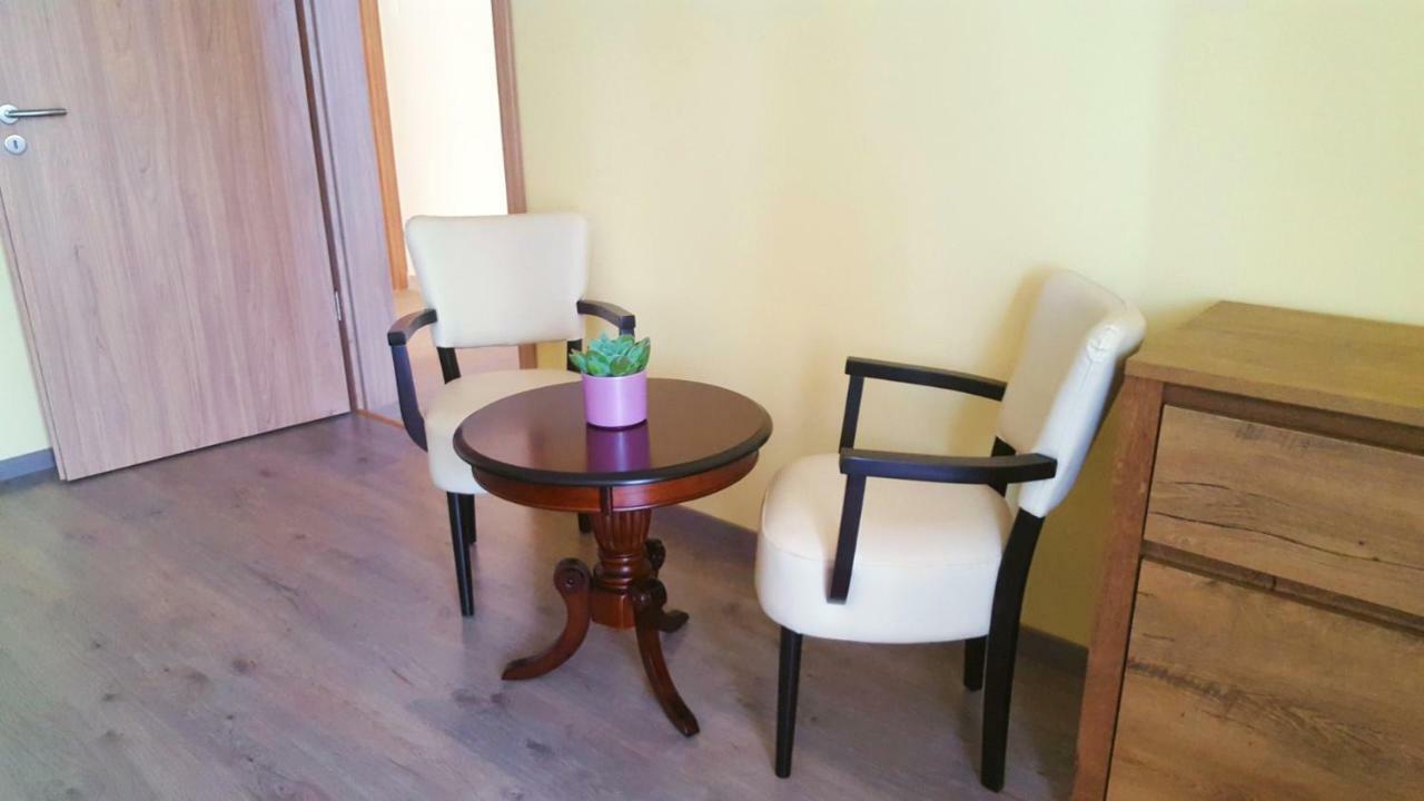 Seven Apartment Keszthely Bagian luar foto